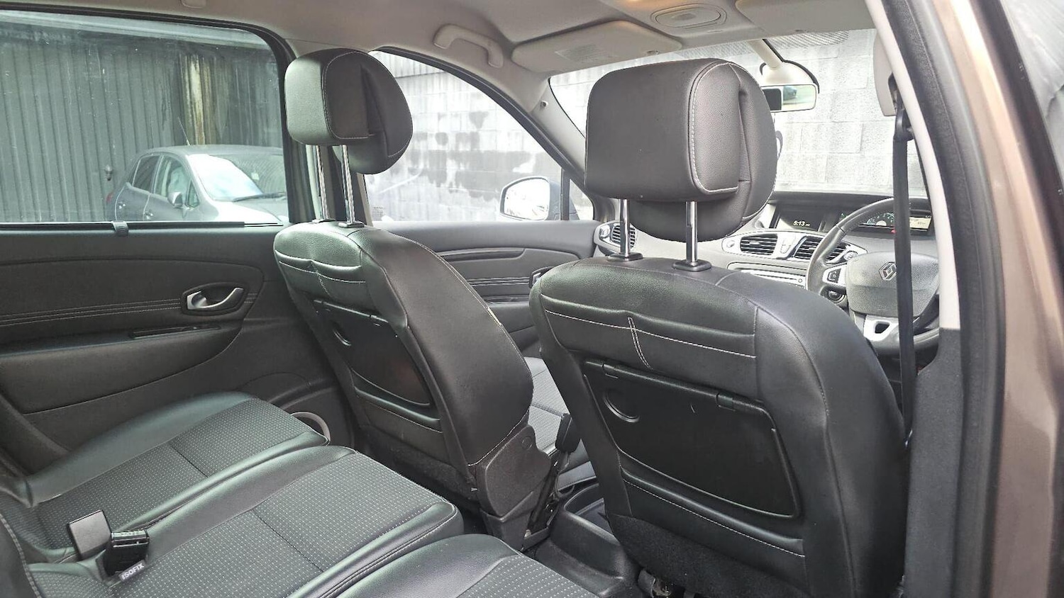 Used Renault Grand Scenic 2011 for sale - 78134964: Photo 29