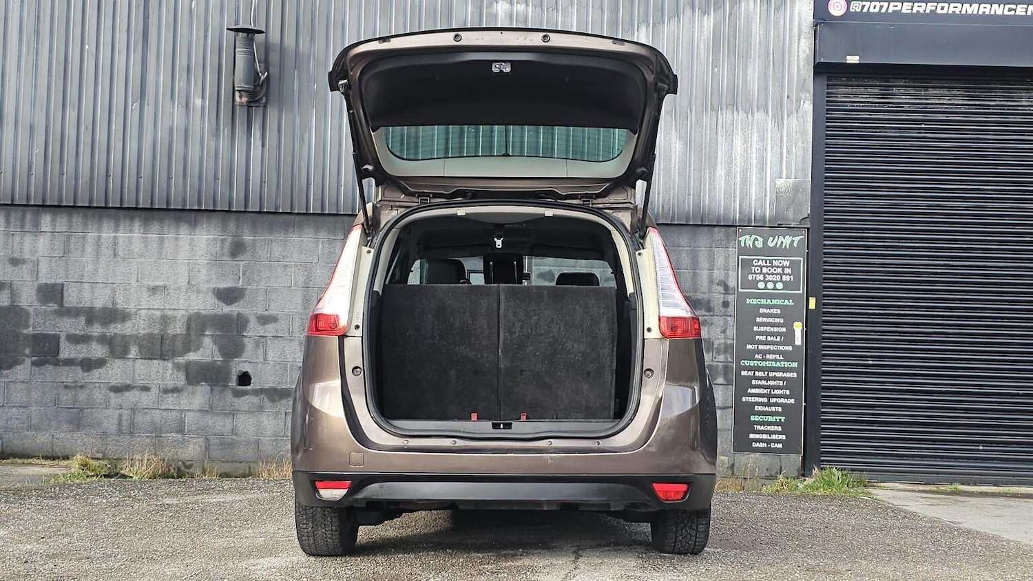 Used Renault Grand Scenic 2011 for sale - 78134964: Photo 48