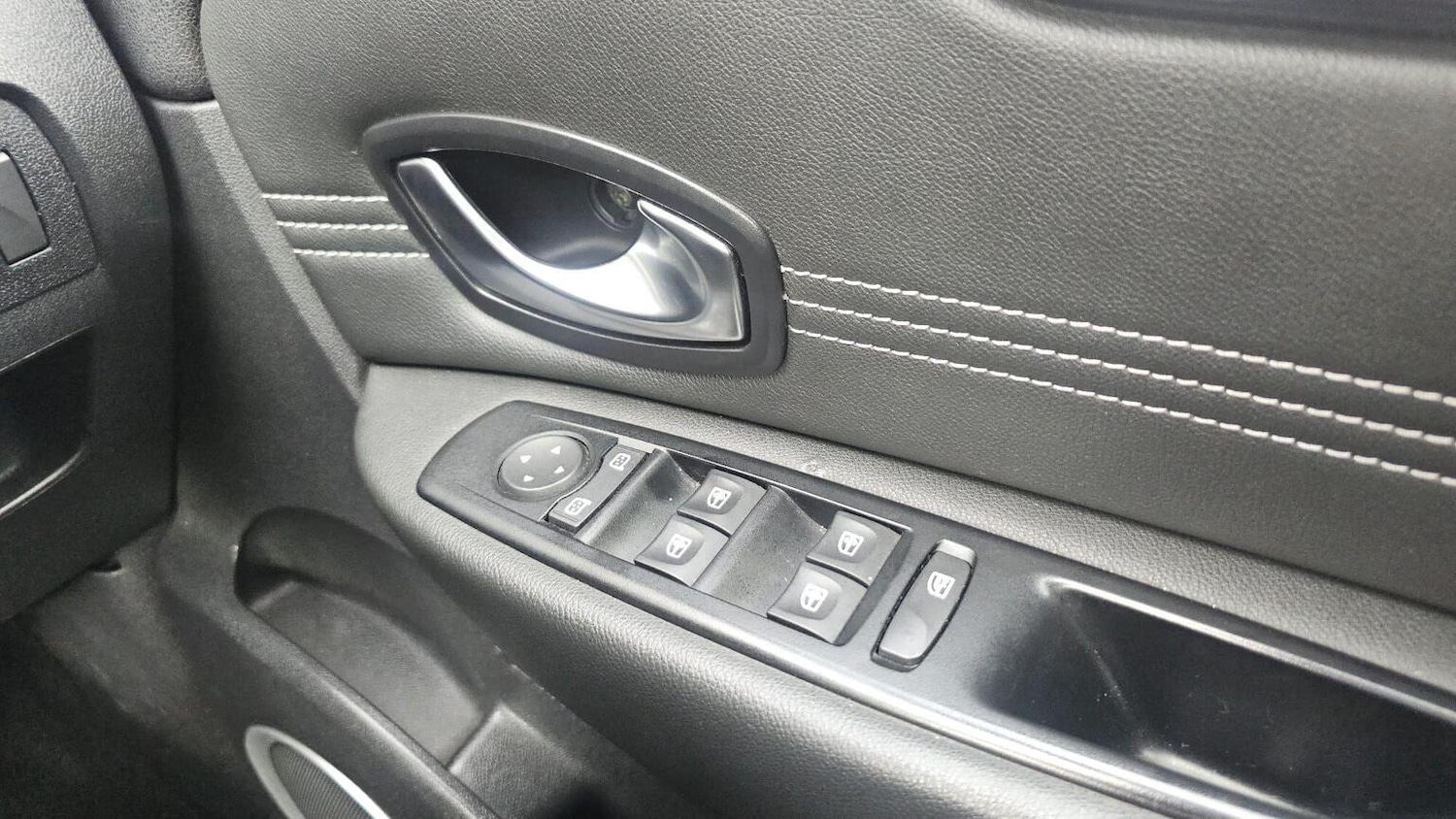 Used Renault Grand Scenic 2011 for sale - 78134964: Photo 54