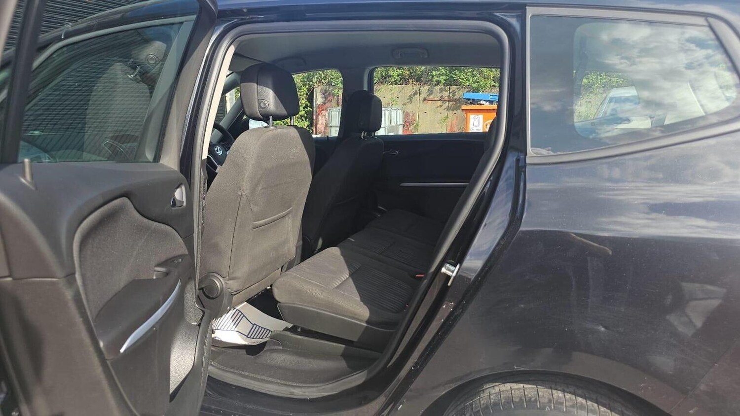 Used Vauxhall Zafira 2014 for sale - 77906388: Photo 28