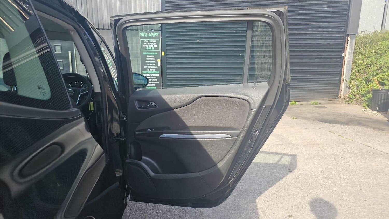 Used Vauxhall Zafira 2014 for sale - 77906388: Photo 35