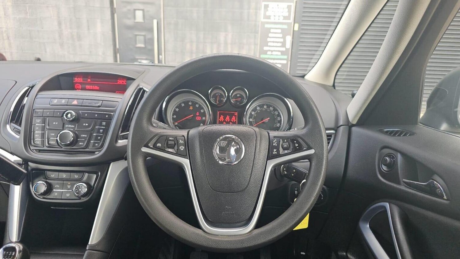 Used Vauxhall Zafira 2014 for sale - 77906388: Photo 49