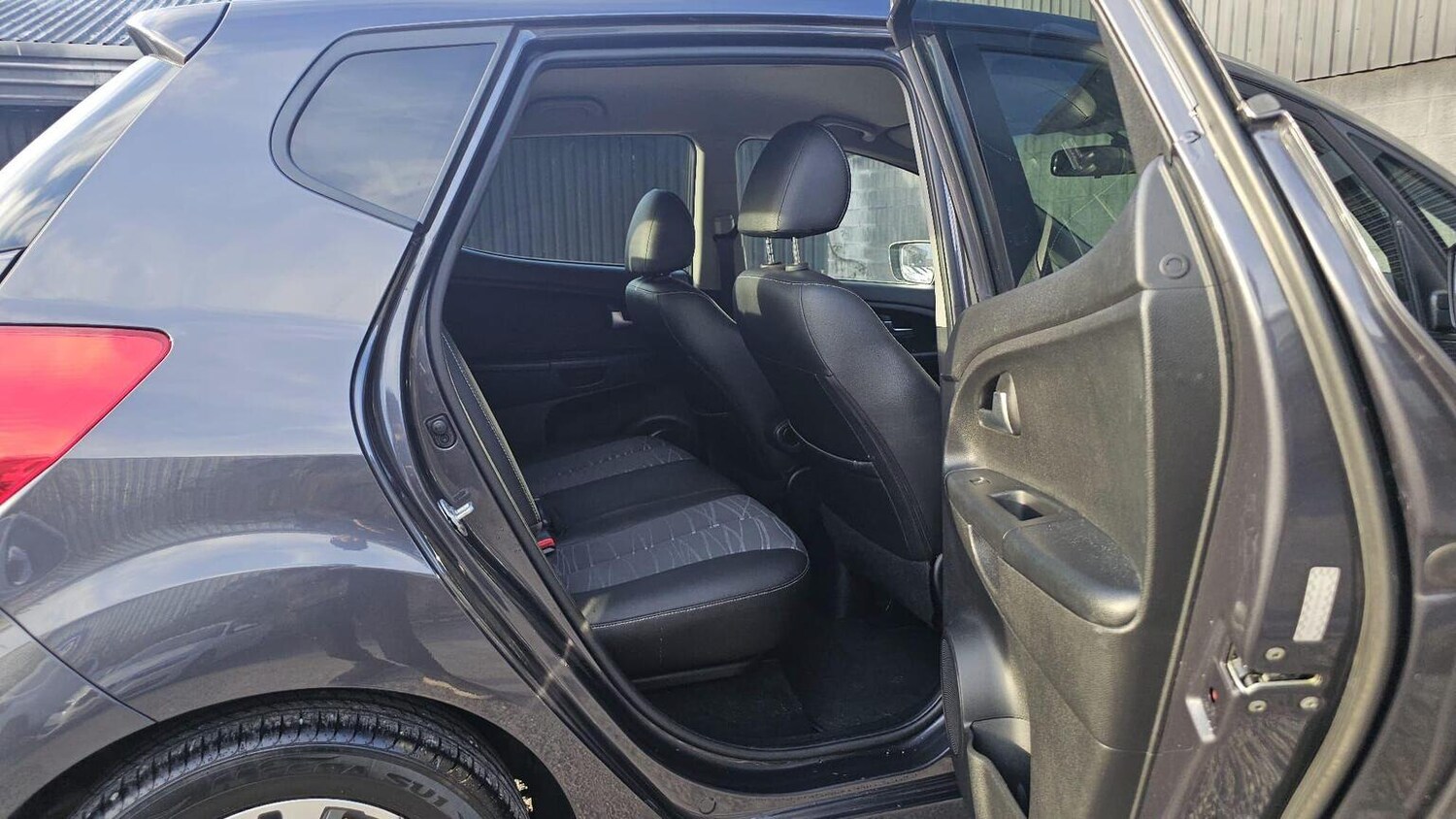 Used Kia Venga 2017 for sale - 77906451: Photo 26