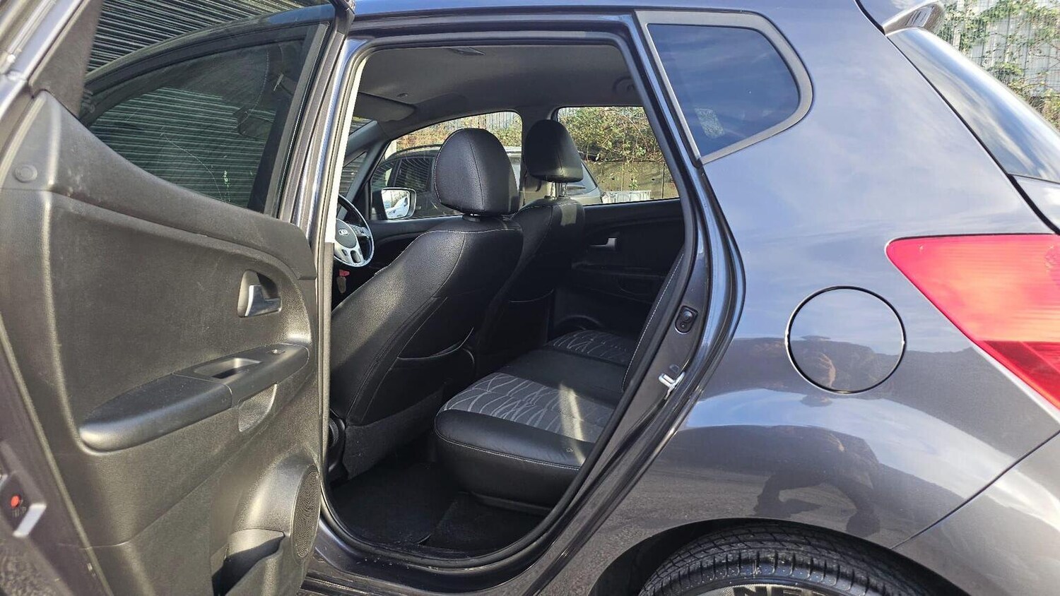 Used Kia Venga 2017 for sale - 77906451: Photo 27