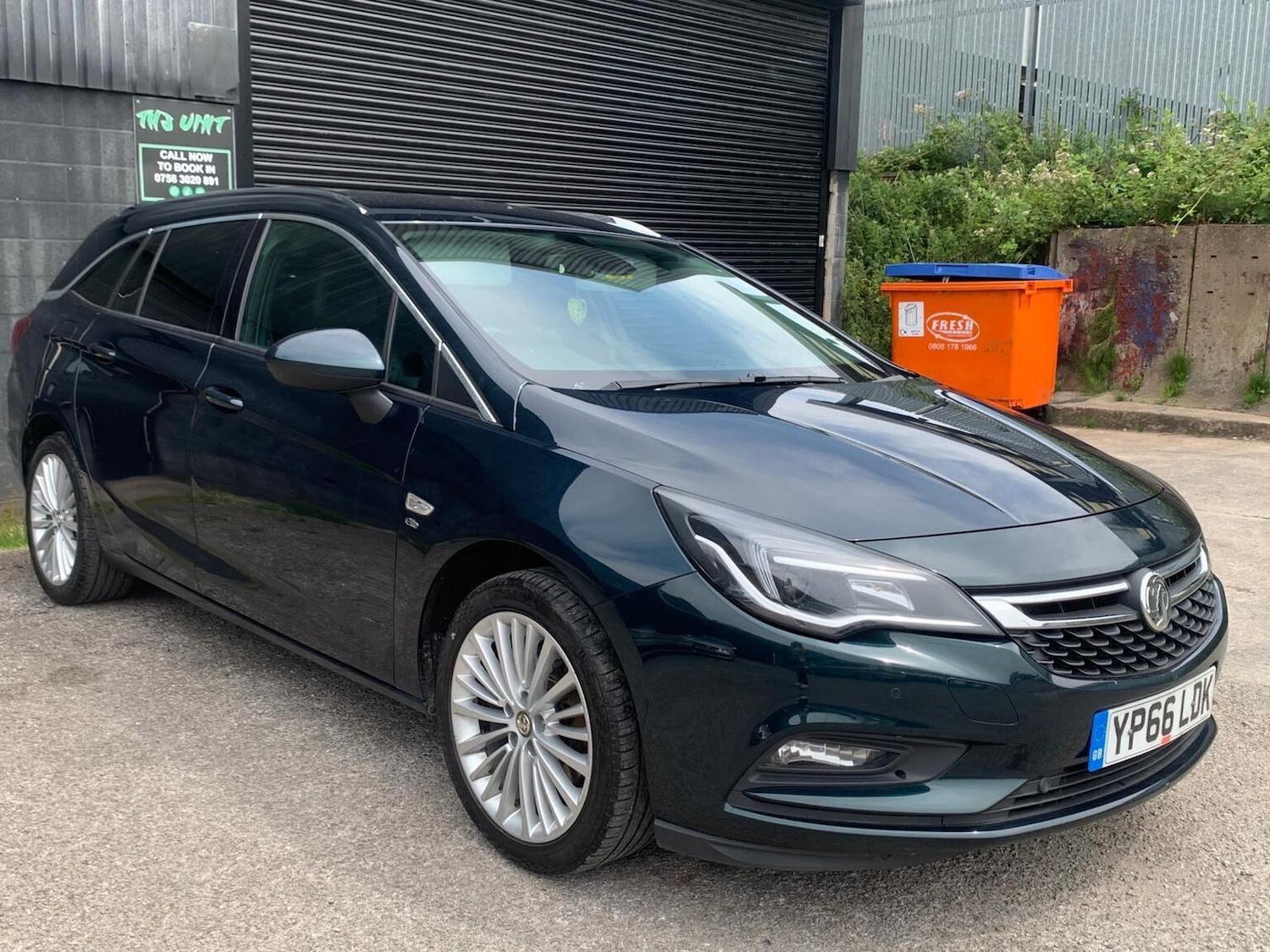 Used Vauxhall Astra 2016 for sale - 77906396: Photo 1