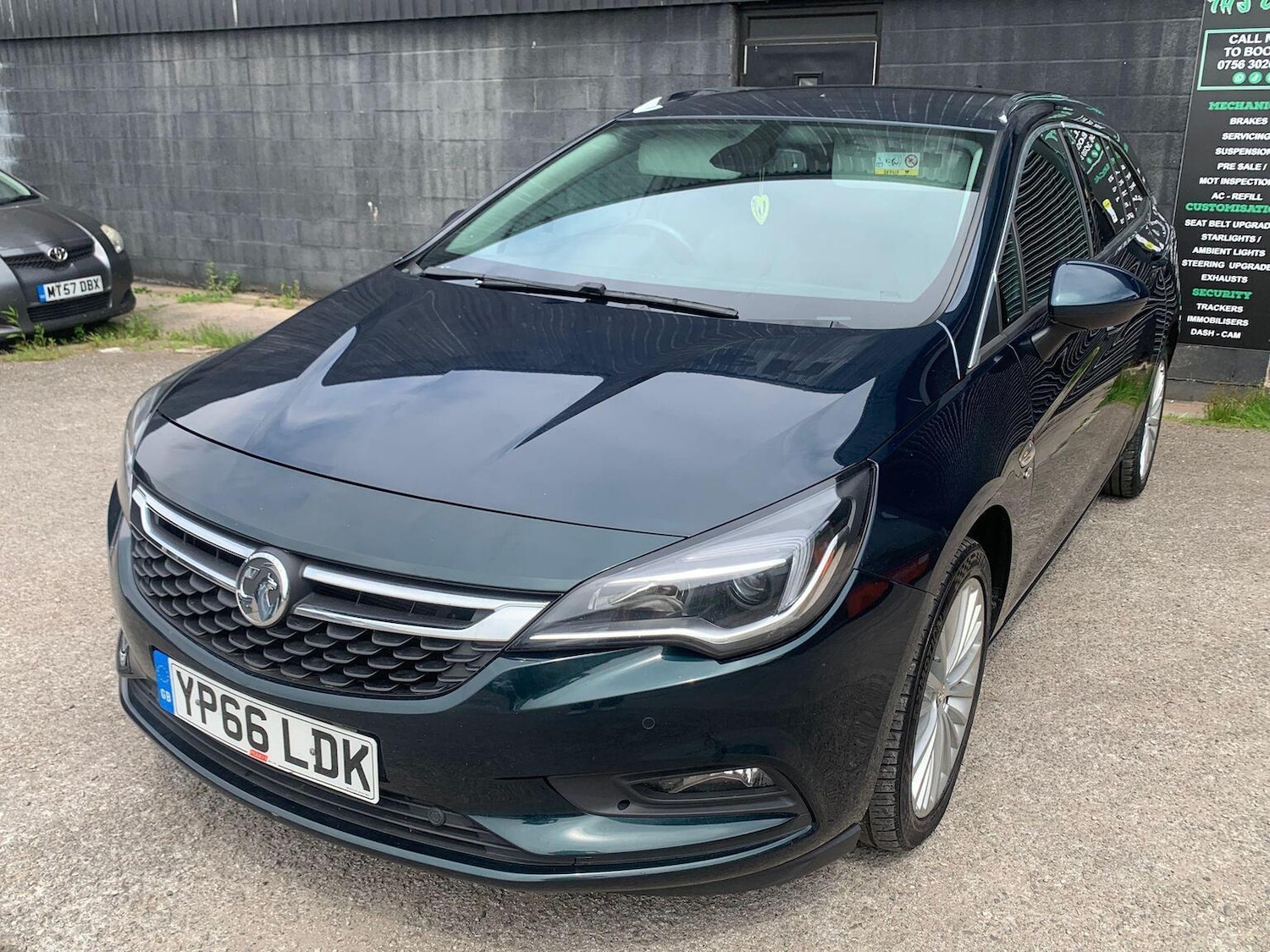 Used Vauxhall Astra 2016 for sale - 77906396: Photo 3