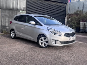Kia Carens feature image
