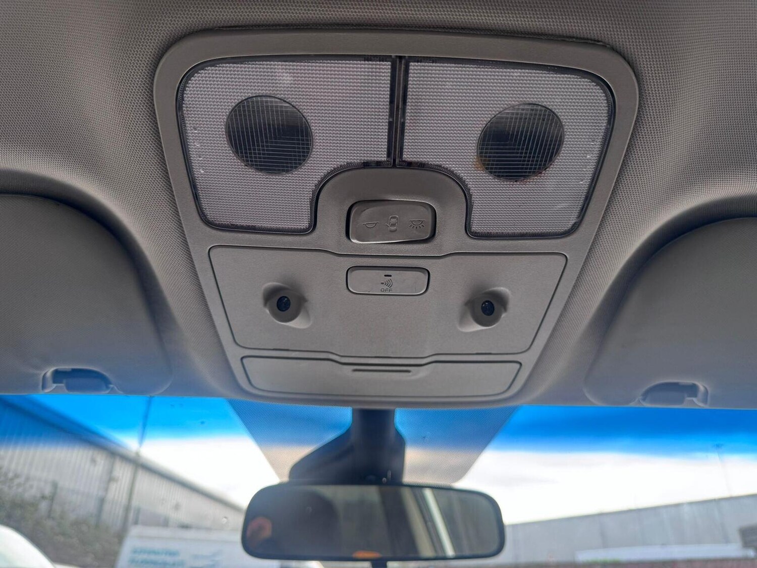 Used Kia Carens 2014 for sale - 77906395: Photo 22