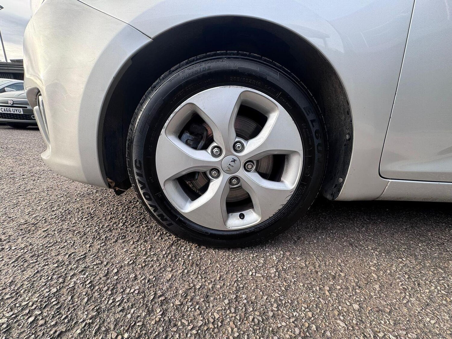 Used Kia Carens 2014 for sale - 77906395: Photo 31