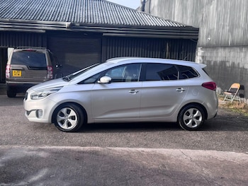Used Kia Carens 2014 for sale - 77906395: Photo