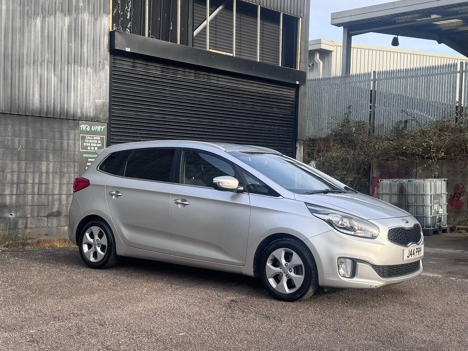 Used Kia Carens 2014 for sale - 77906395: Photo 5