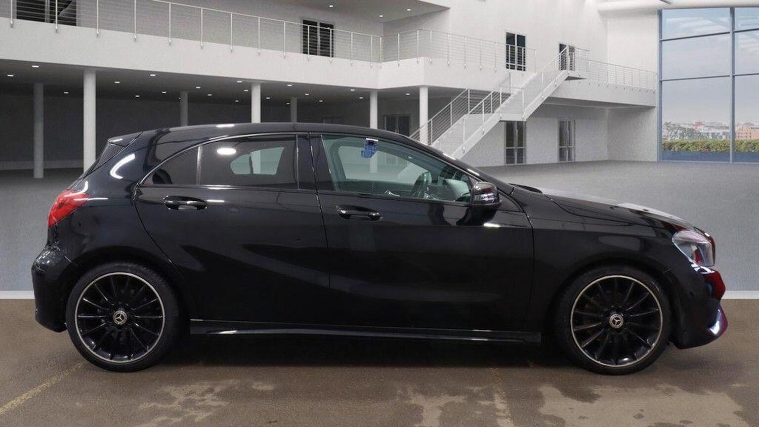 Used Mercedes-Benz A-Class 2017 for sale - 77991662: Photo 11