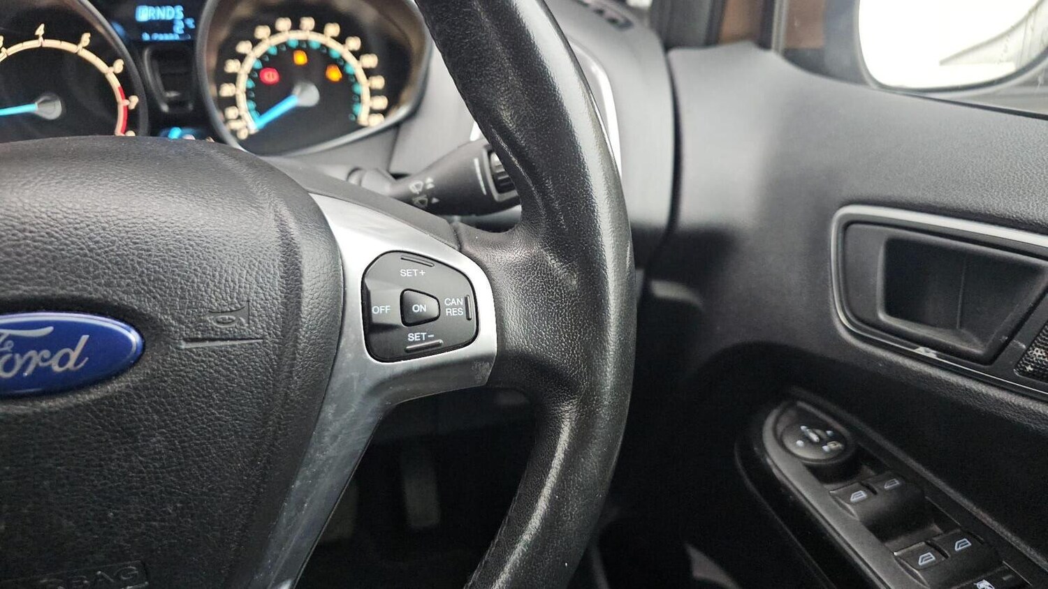 Used Ford B-MAX 2013 for sale - 77906391: Photo 32