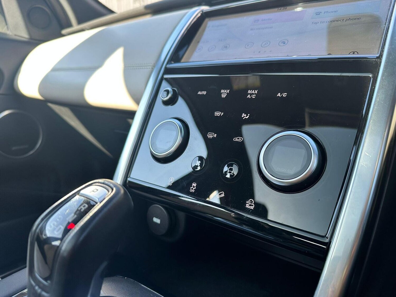 Used Land Rover Discovery Sport 2020 for sale - 77906435: Photo 22