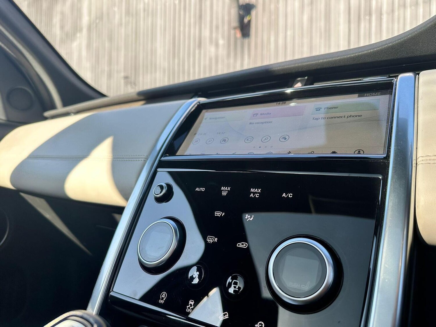 Used Land Rover Discovery Sport 2020 for sale - 77906435: Photo 23