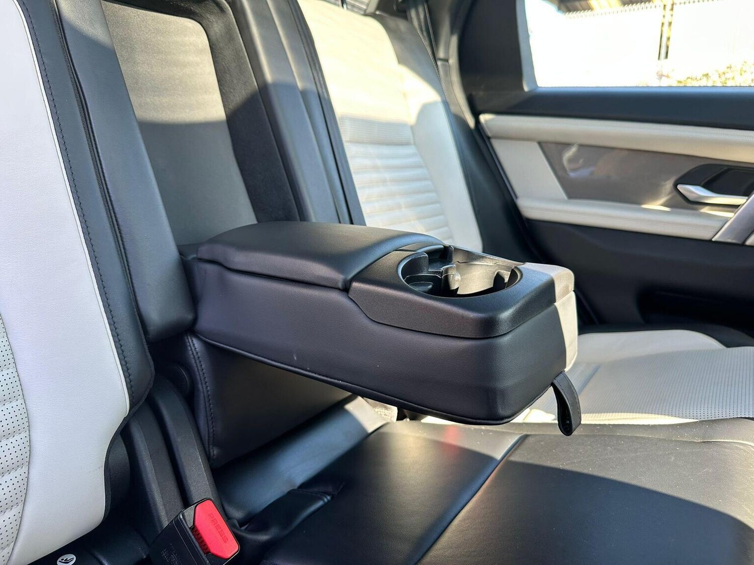 Used Land Rover Discovery Sport 2020 for sale - 77906435: Photo 26