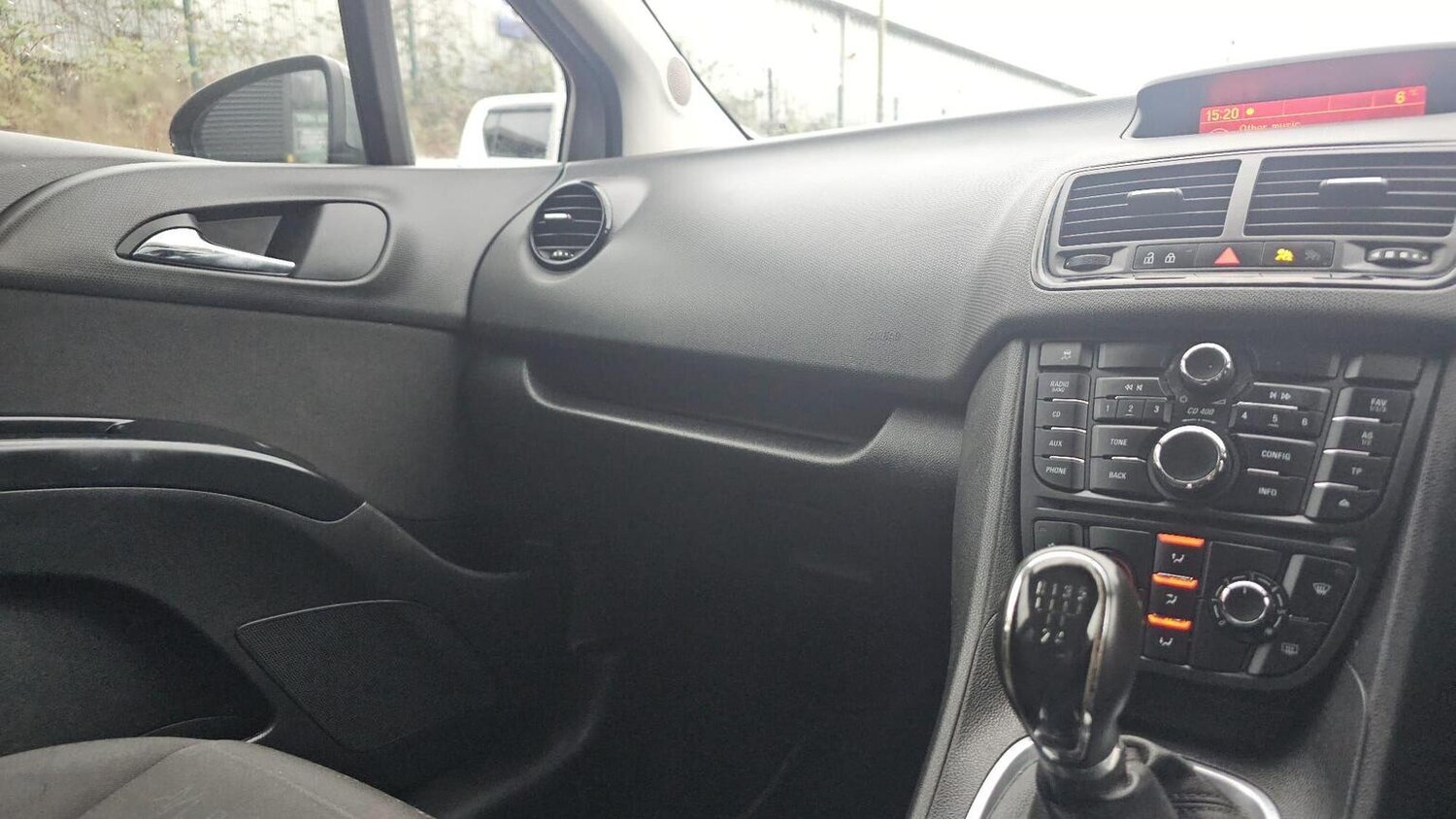 Used Vauxhall Meriva 2015 for sale - 77906429: Photo 18