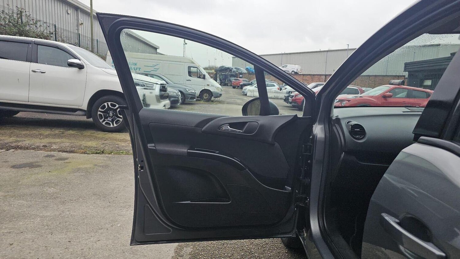 Used Vauxhall Meriva 2015 for sale - 77906429: Photo 34