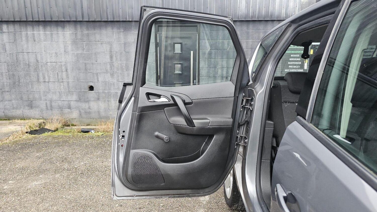 Used Vauxhall Meriva 2015 for sale - 77906429: Photo 36