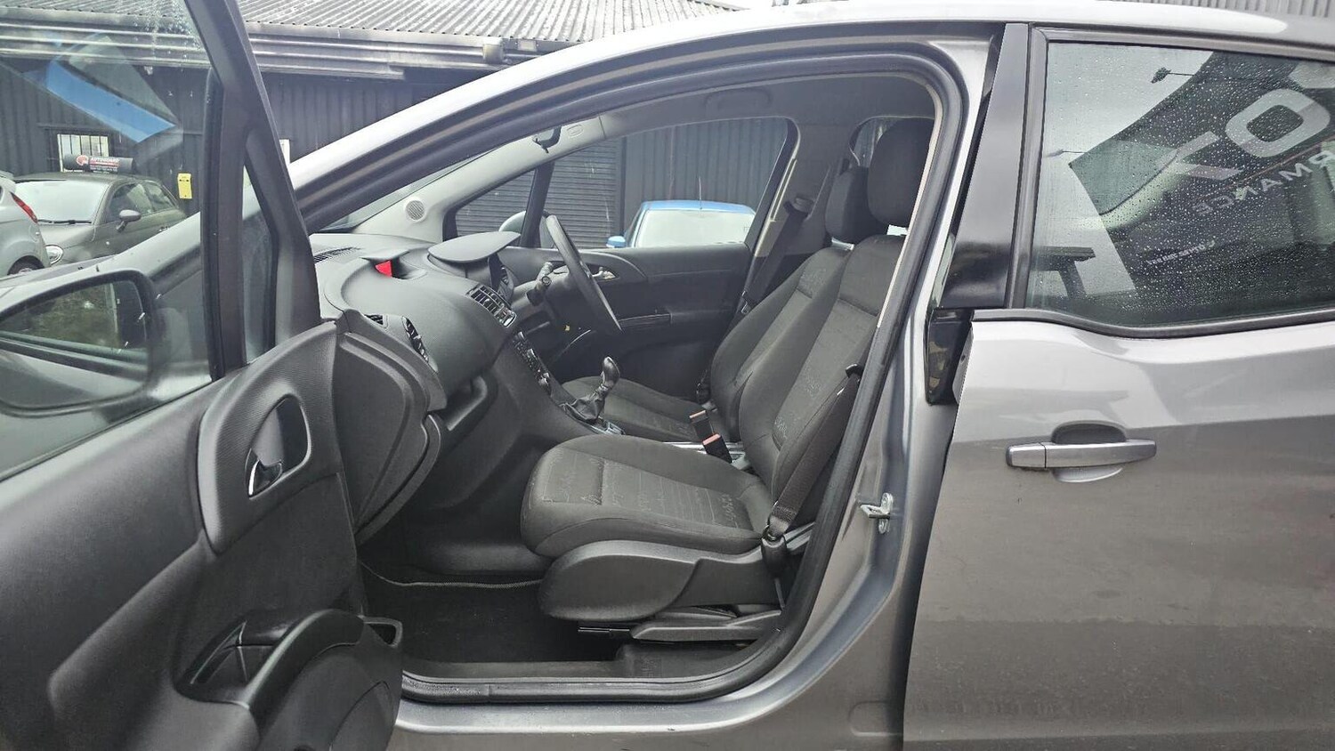 Used Vauxhall Meriva 2015 for sale - 77906429: Photo 50