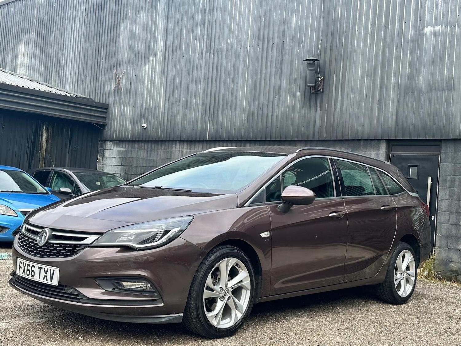 Used Vauxhall Astra 2016 for sale - 77906424: Photo 3