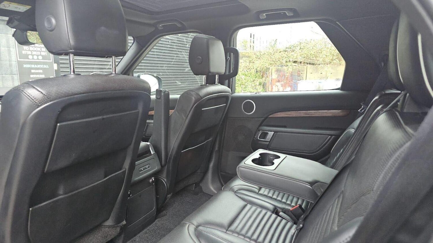 Used Land Rover Discovery 2017 for sale - 77906405: Photo 26