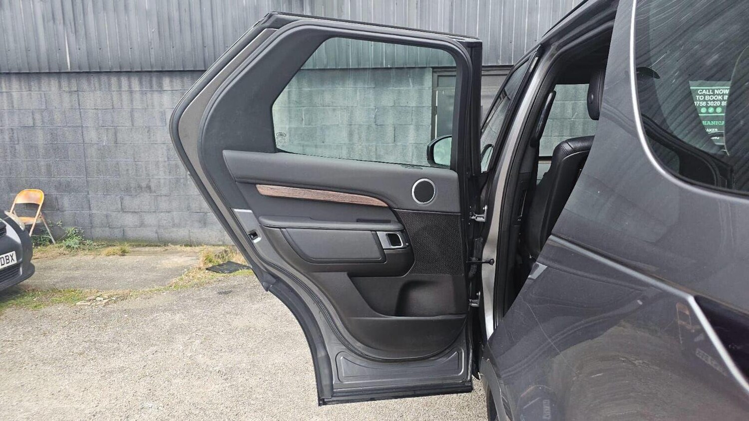 Used Land Rover Discovery 2017 for sale - 77906405: Photo 35