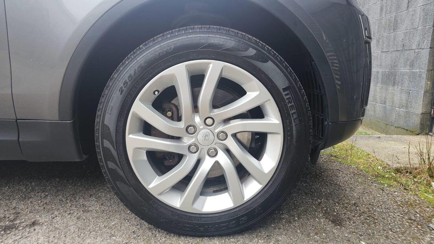 Used Land Rover Discovery 2017 for sale - 77906405: Photo 38