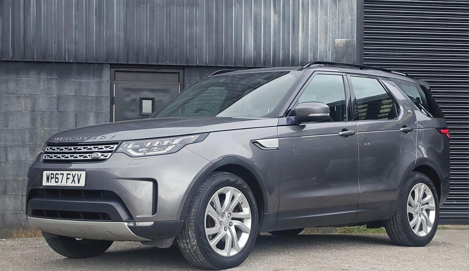 Used Land Rover Discovery 2017 for sale - 77906405: Photo 6