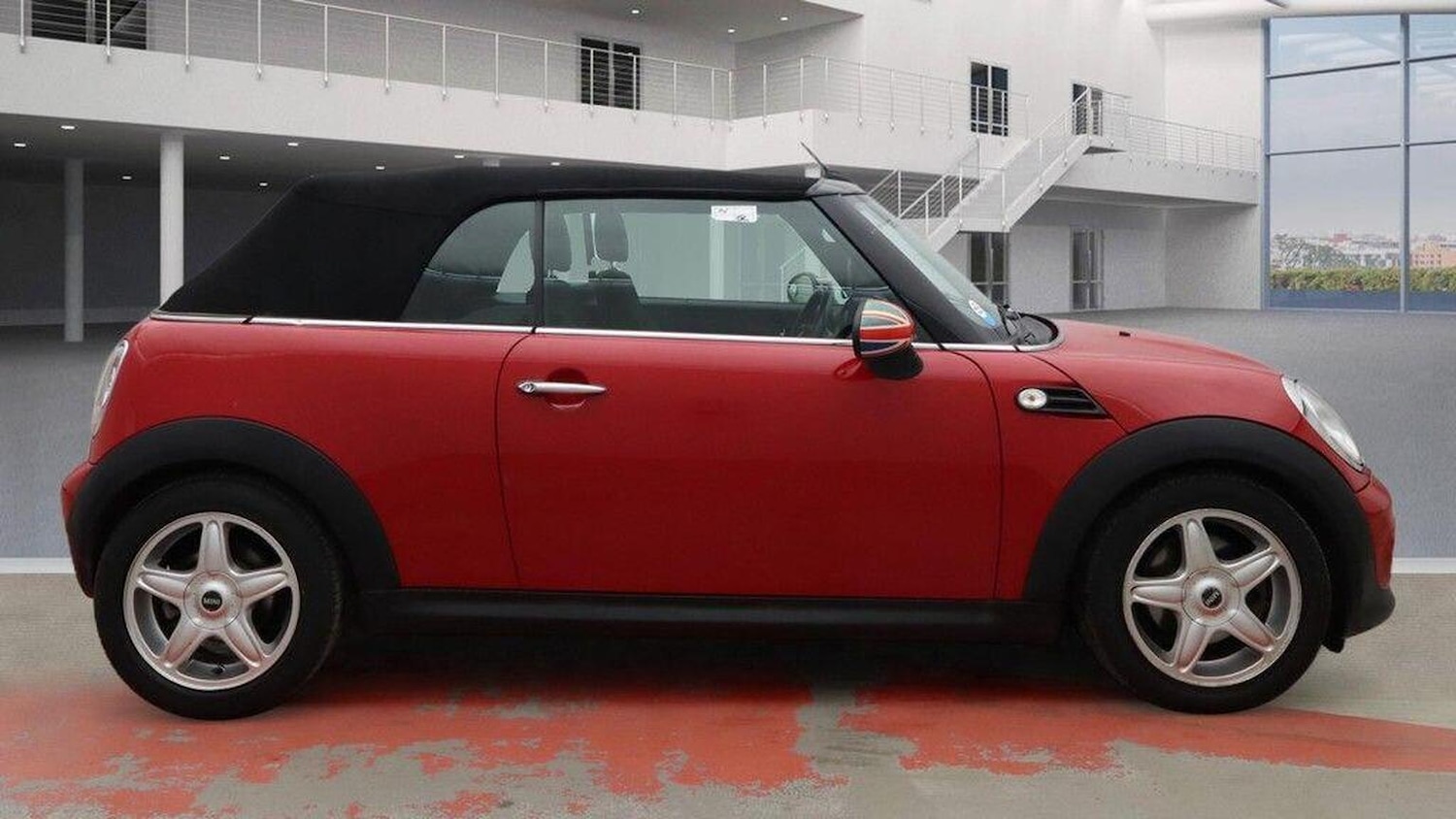 Used MINI Convertible 2013 for sale - 77906387: Photo 6