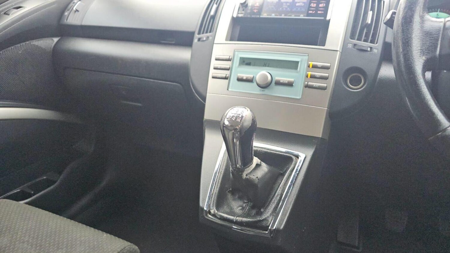 Used Toyota Corolla Verso 2005 for sale - 77906440: Photo 14