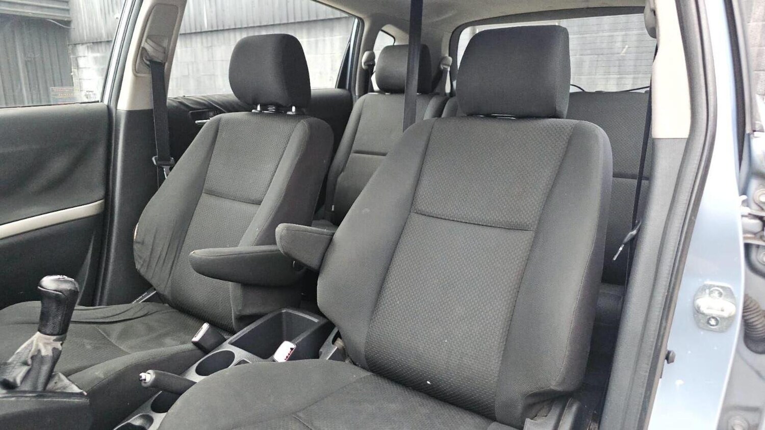 Used Toyota Corolla Verso 2005 for sale - 77906440: Photo 42