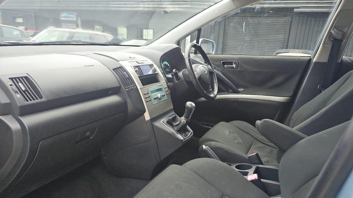 Used Toyota Corolla Verso 2005 for sale - 77906440: Photo 44