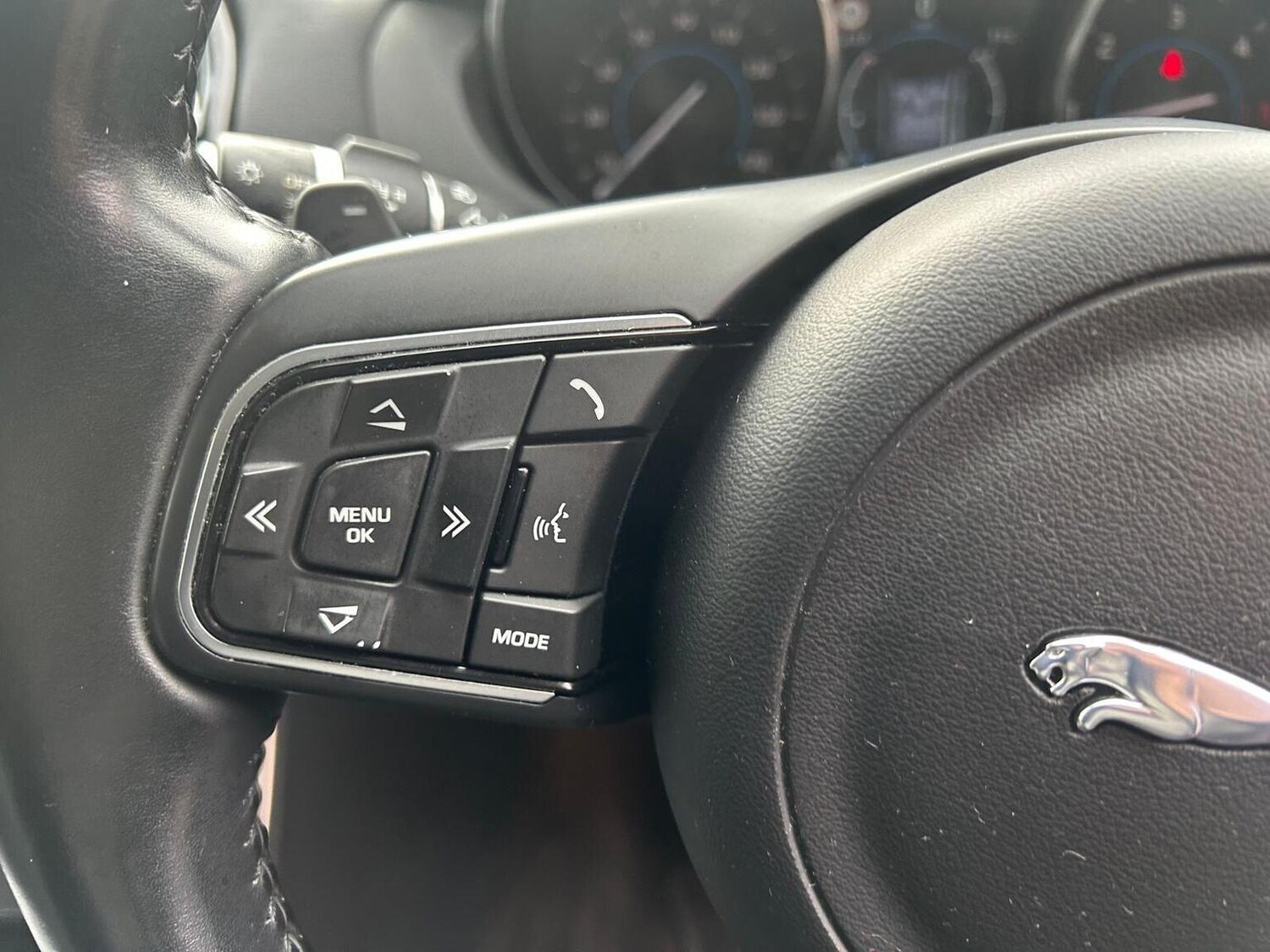 Used Jaguar XE 2017 for sale - 77906426: Photo 19