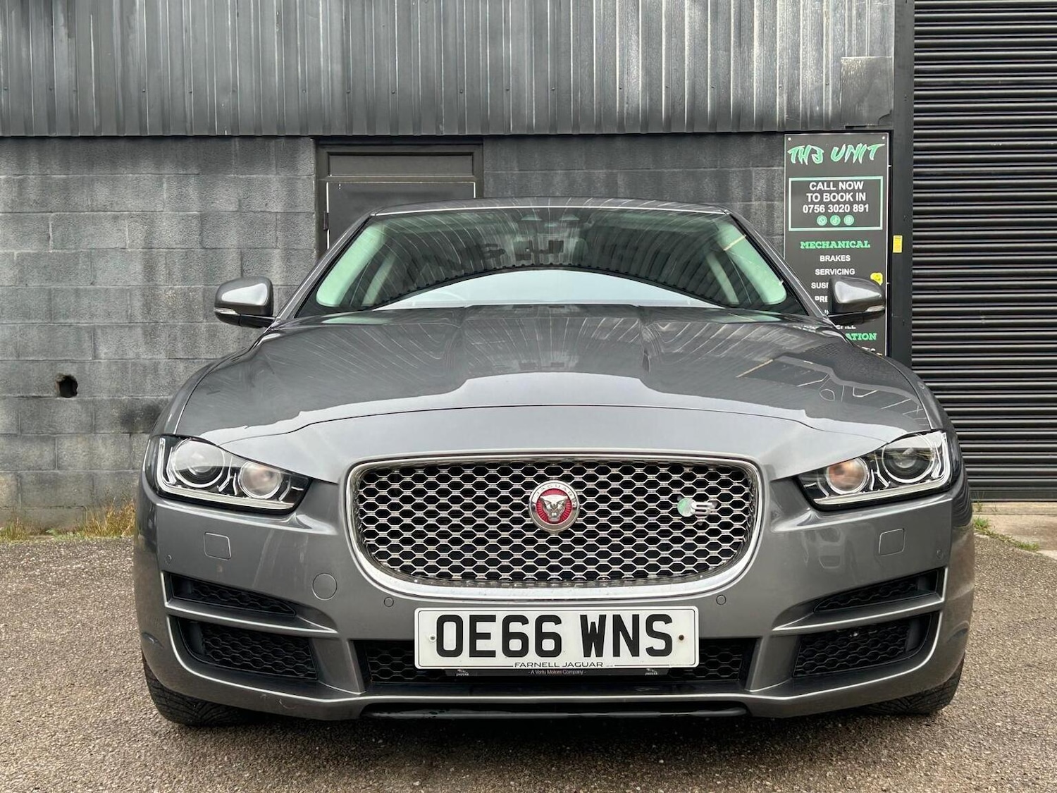 Used Jaguar XE 2017 for sale - 77906426: Photo 3