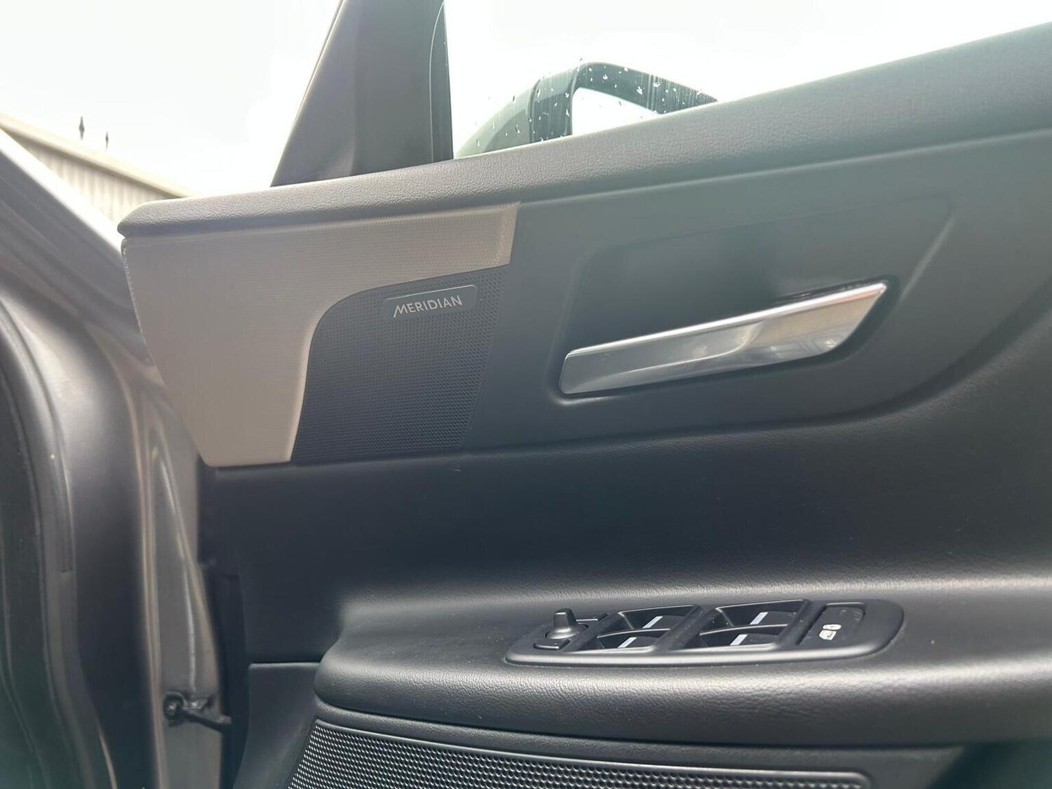 Used Jaguar XE 2017 for sale - 77906426: Photo 31