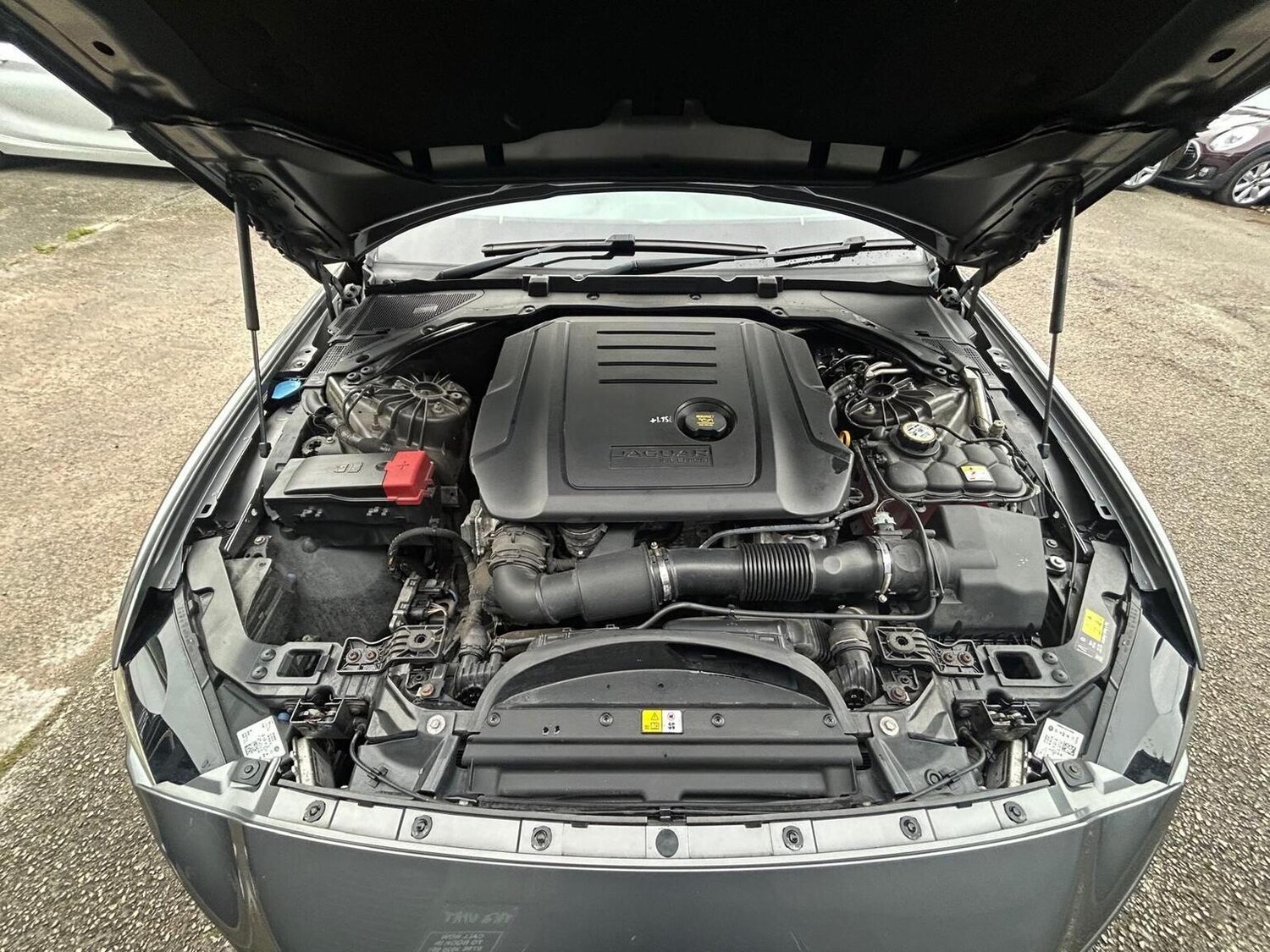 Used Jaguar XE 2017 for sale - 77906426: Photo 34