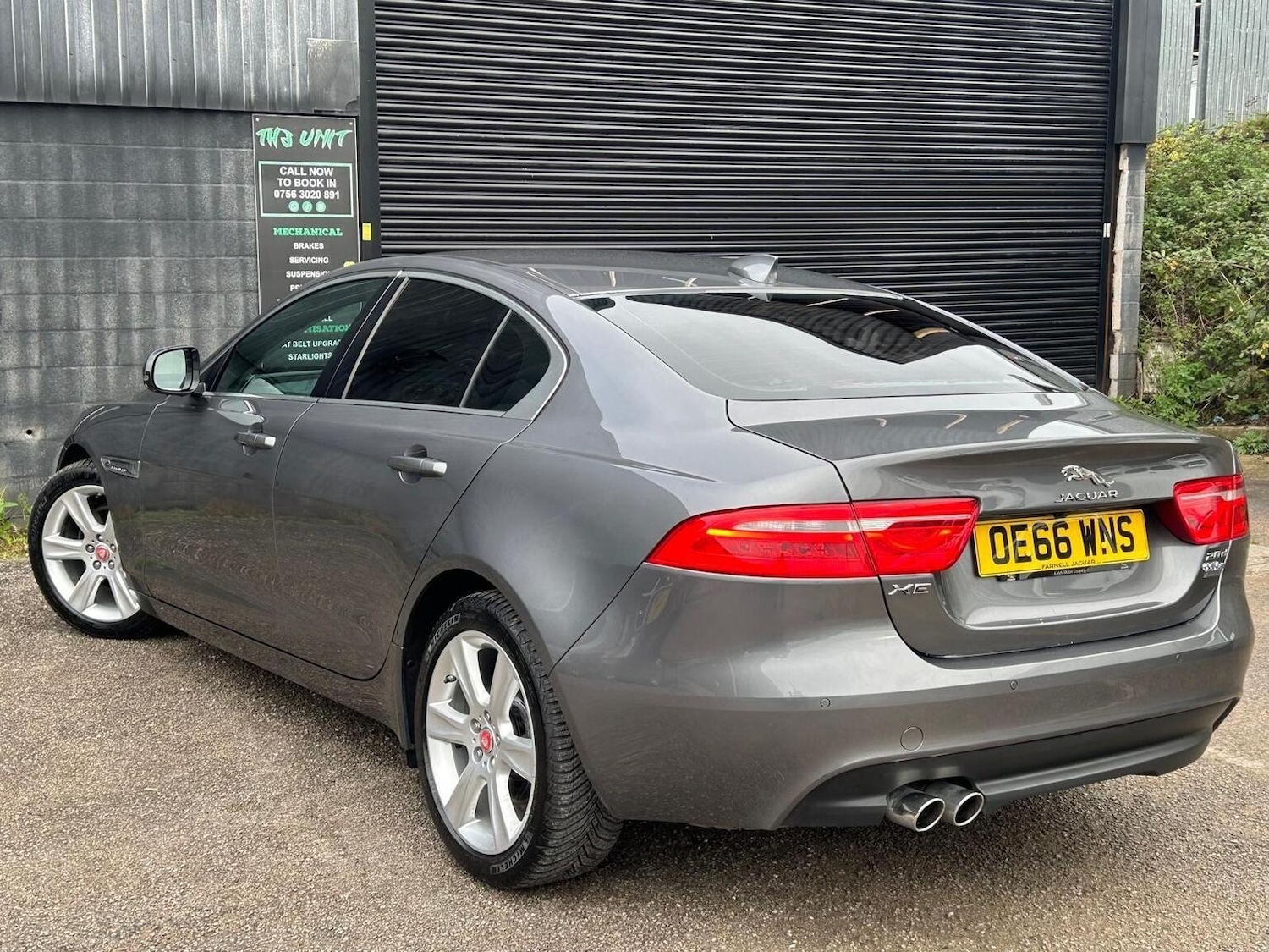 Used Jaguar XE 2017 for sale - 77906426: Photo 5