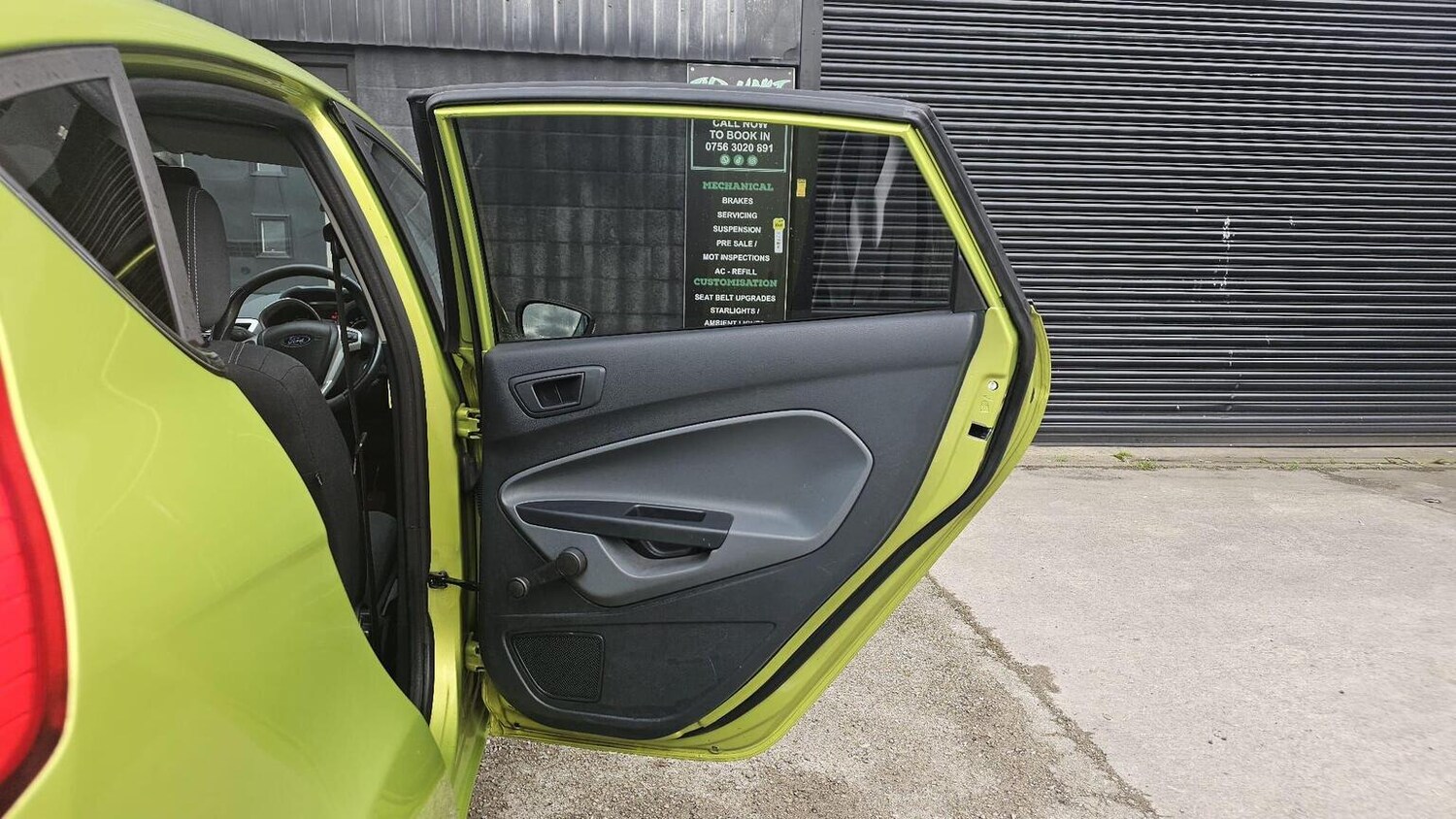 Used Ford Fiesta 2011 for sale - 77906404: Photo 37