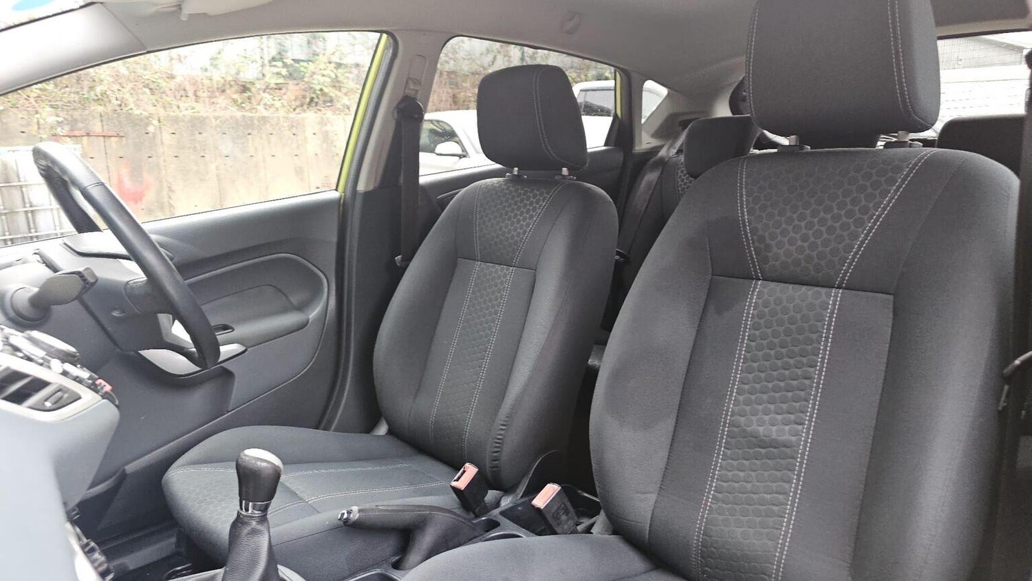 Used Ford Fiesta 2011 for sale - 77906404: Photo 42