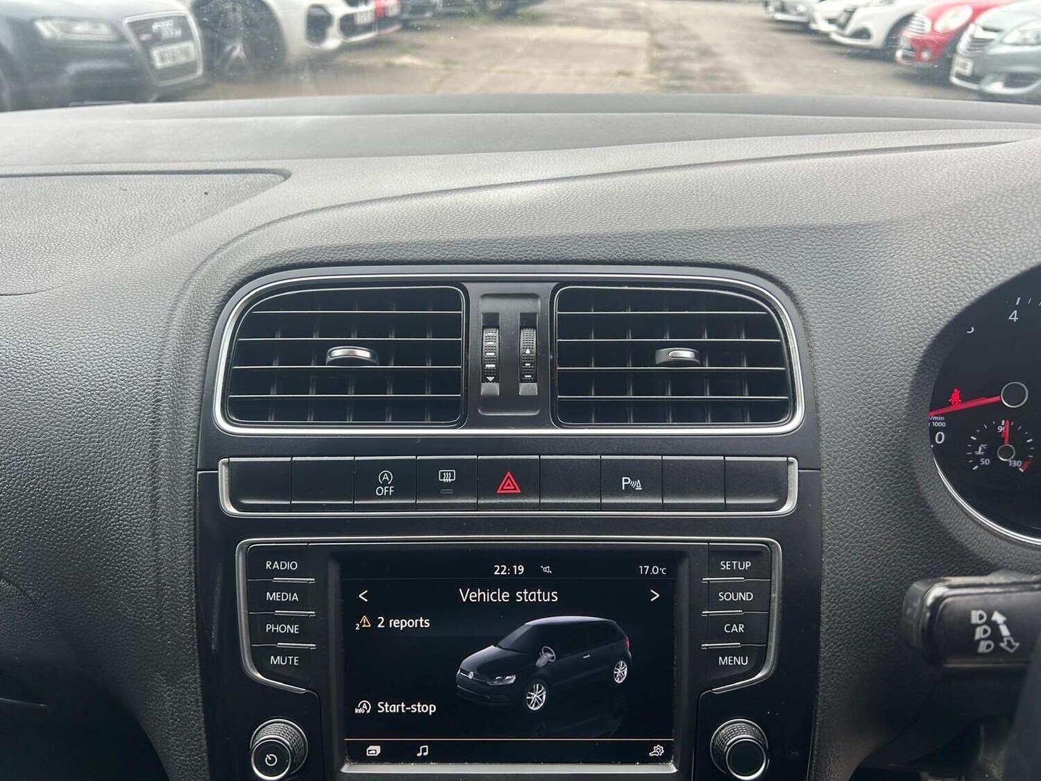 Used Volkswagen Polo 2015 for sale - 77906413: Photo 33