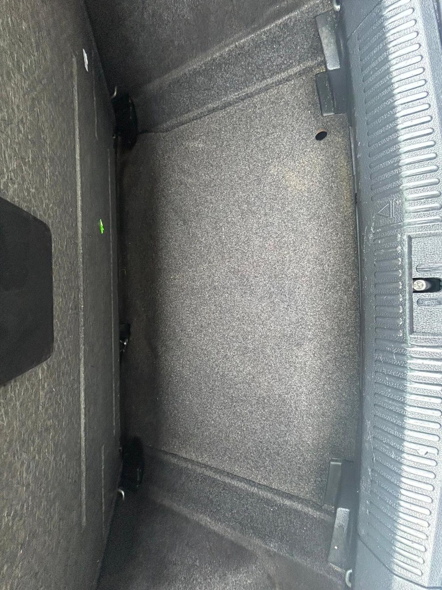 Used Volkswagen Polo 2015 for sale - 77906413: Photo 48