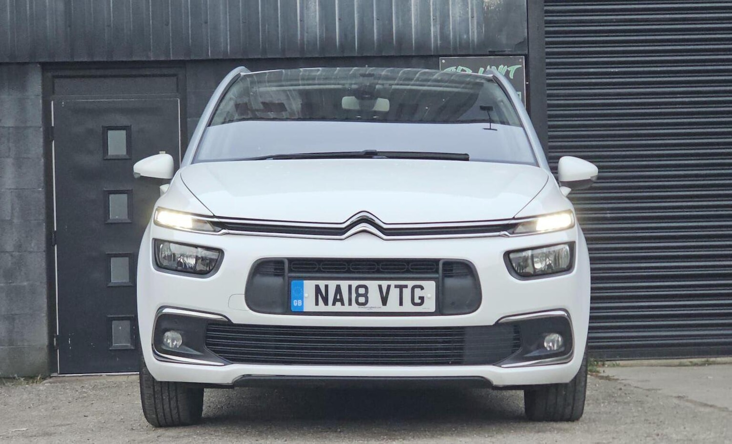 Used Citroen Grand C4 Picasso 2018 for sale - 78134941: Photo 2