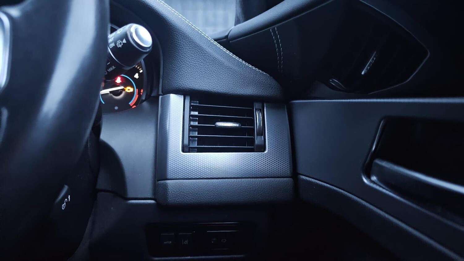 Used Jaguar XF 2019 for sale - 77906465: Photo 28