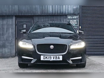 Used Jaguar XF 2019 for sale - 77906465: Photo