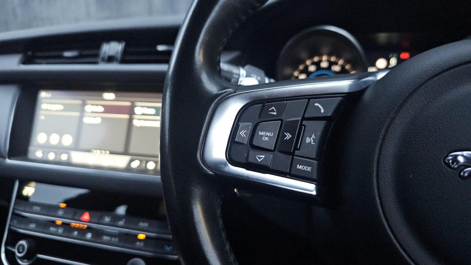 Used Jaguar XF 2019 for sale - 77906465: Photo 30