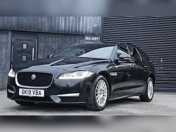 Used Jaguar XF 2019 for sale - 77906465: Photo