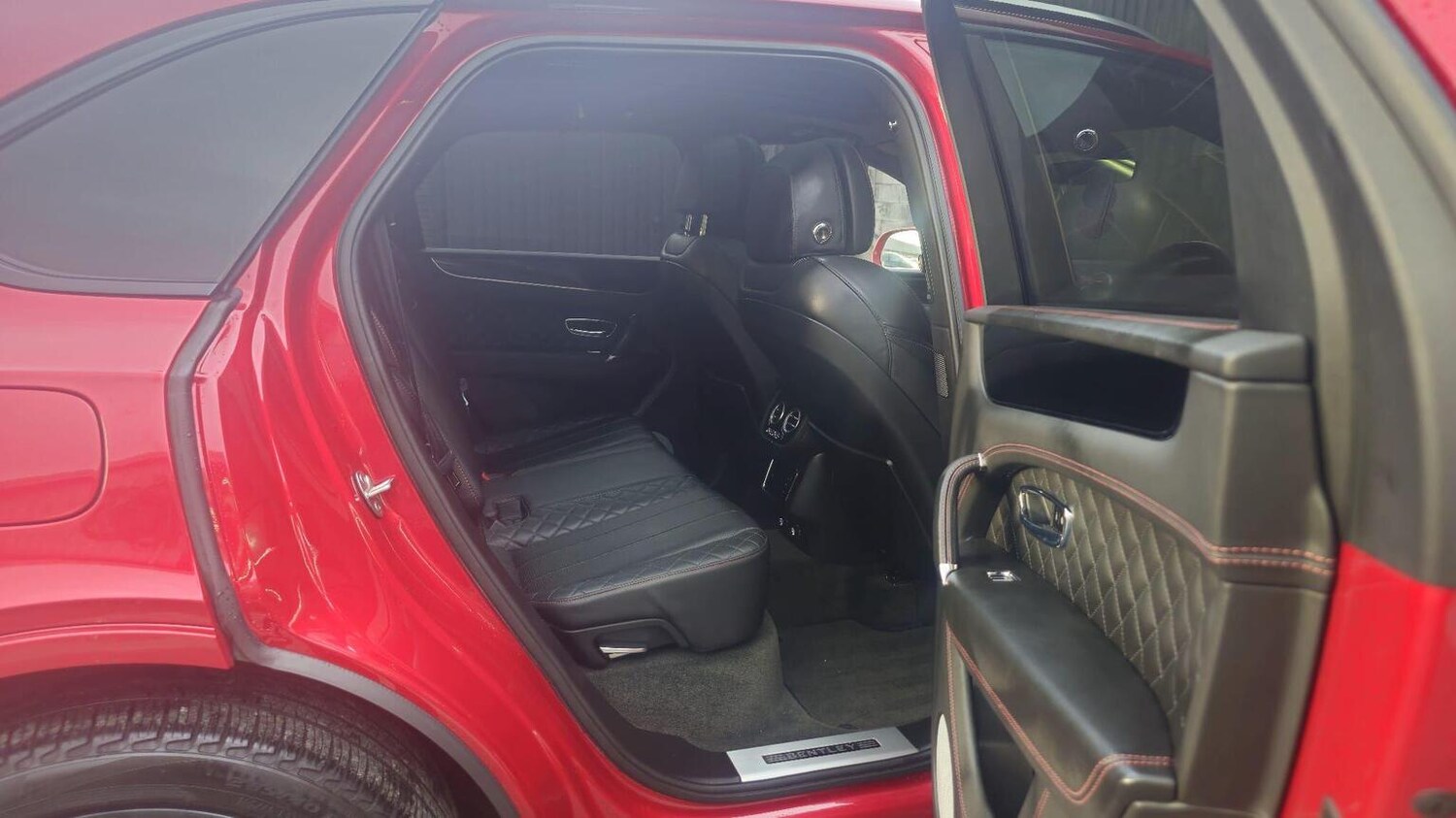 Used Bentley Bentayga 2018 for sale - 77906392: Photo 21