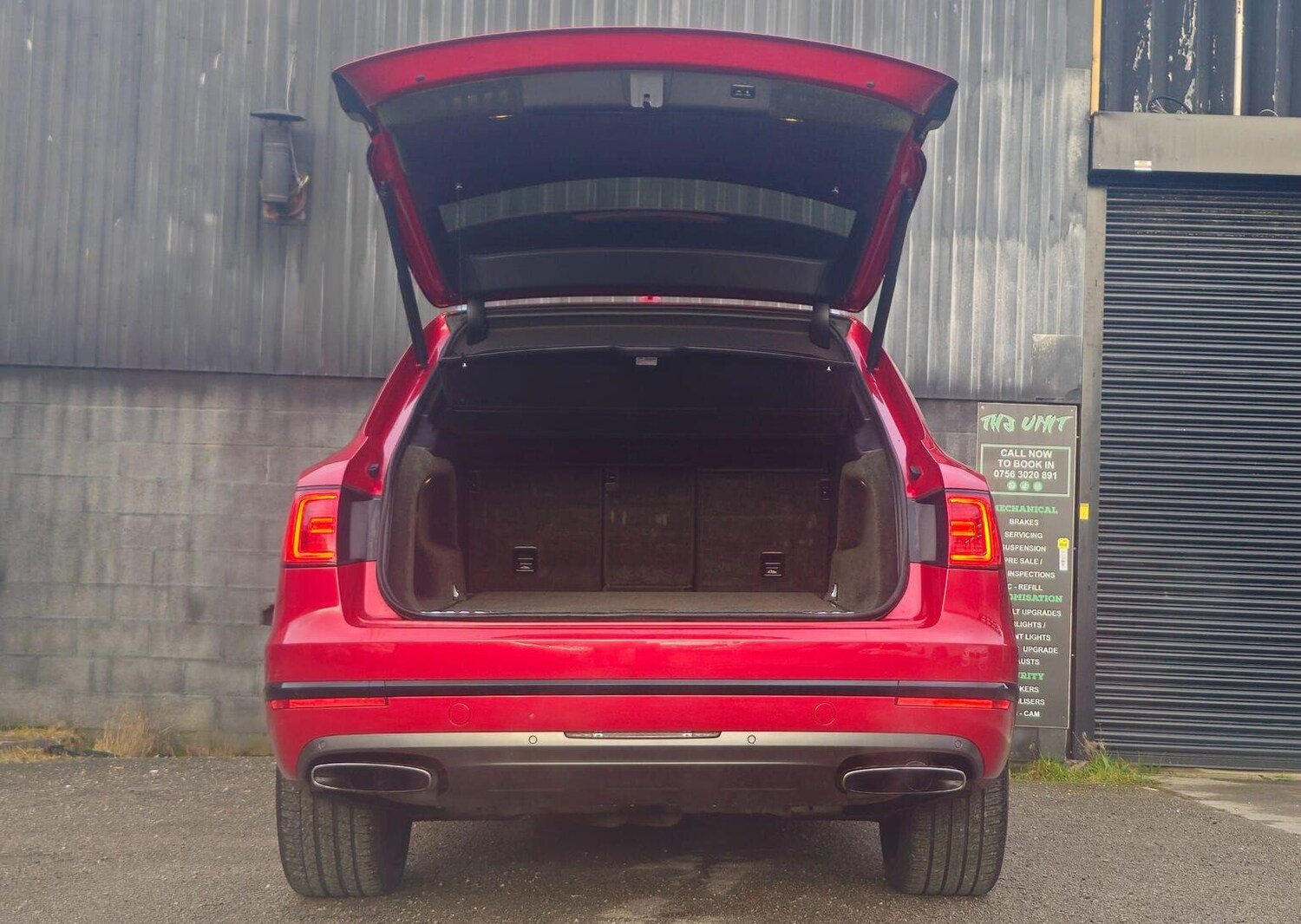 Used Bentley Bentayga 2018 for sale - 77906392: Photo 35