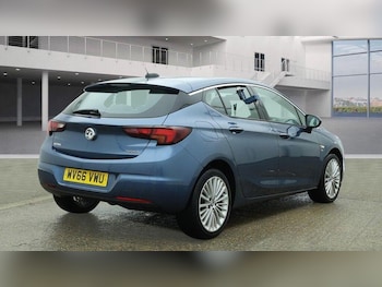 Used Vauxhall Astra 2016 for sale - 77991645: Photo